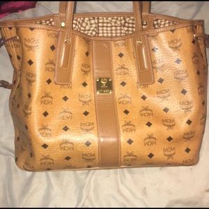 MCM Medium Tote Bag